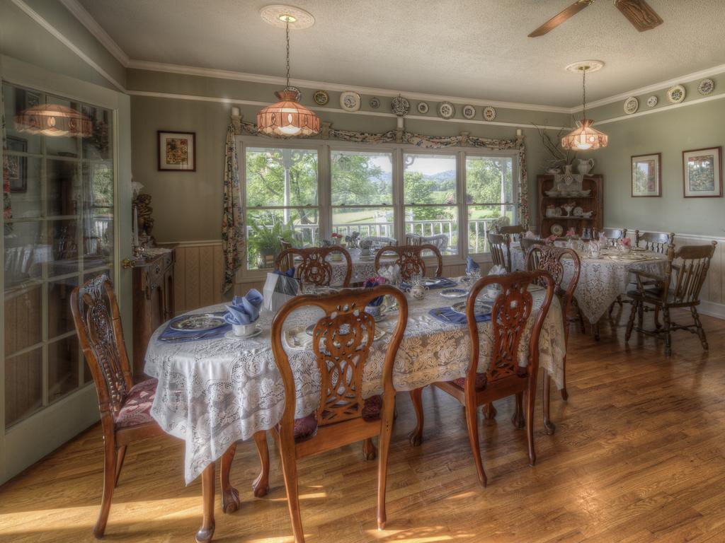 Blue Mountain Mist Country Inn Sevierville Exteriör bild