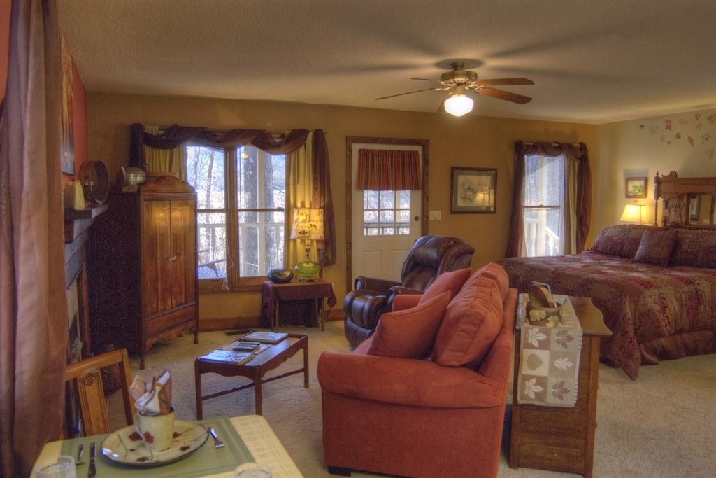 Blue Mountain Mist Country Inn Sevierville Exteriör bild