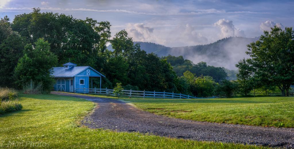 Blue Mountain Mist Country Inn Sevierville Exteriör bild