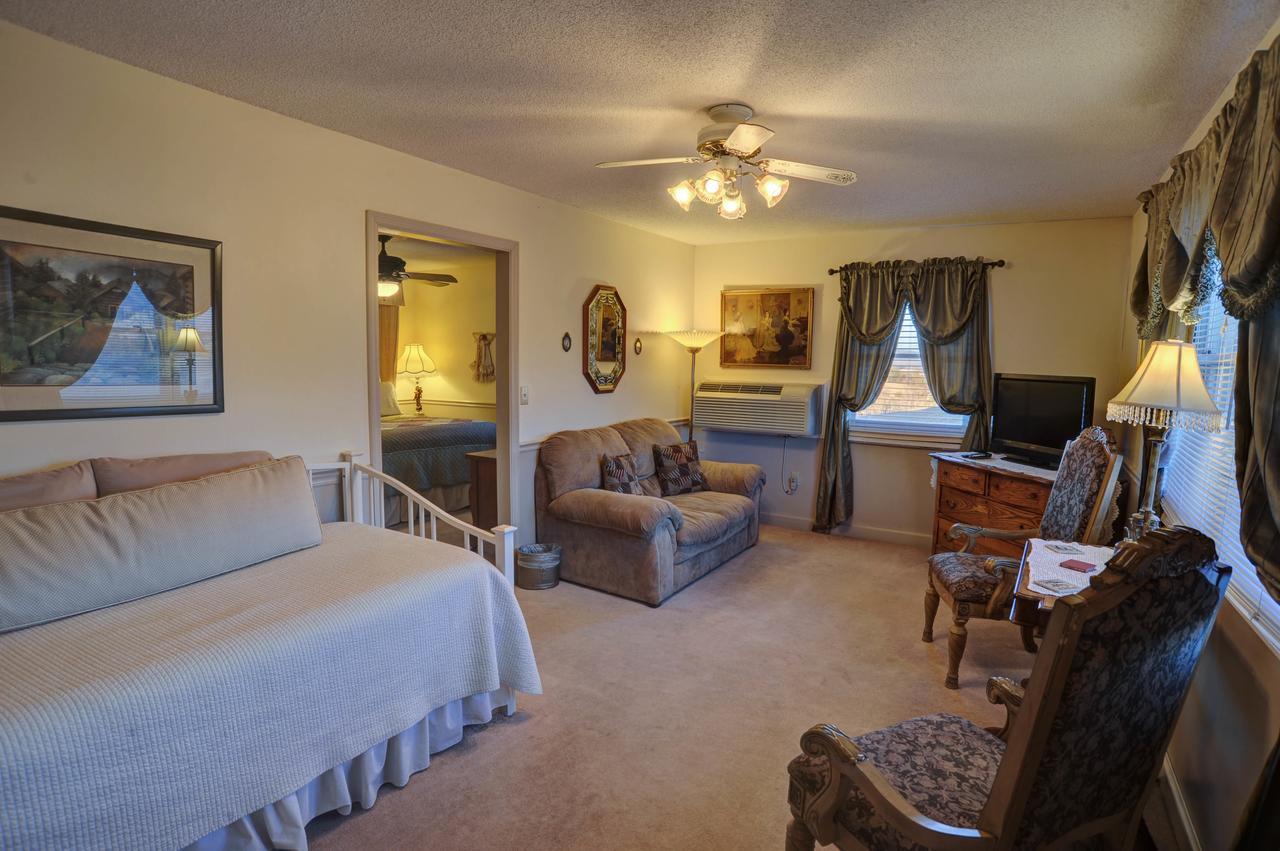 Blue Mountain Mist Country Inn Sevierville Exteriör bild